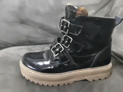 Botines negros con hebillas niña - miniatura 2