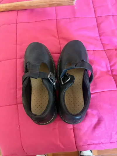 Zapatos escolares negros - miniatura 1