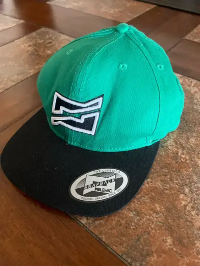 Gorra Snapback verde y negra - miniatura 1