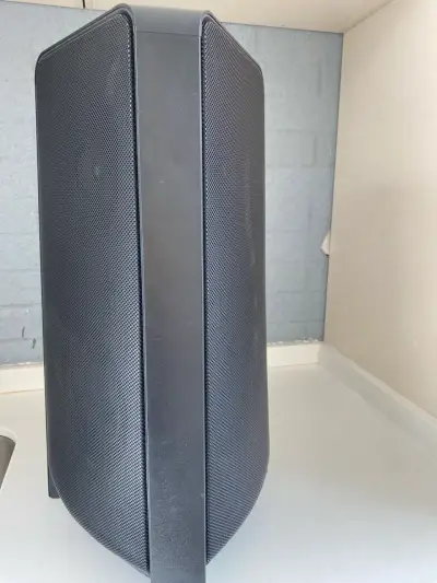 Altavoz Samsung con control de bajo - miniatura 3