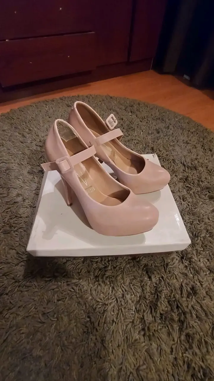 Zapatos rosados de tacón talla 37 - 2