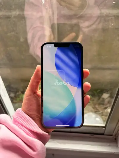 iPhone azul en buen estado - miniatura 4