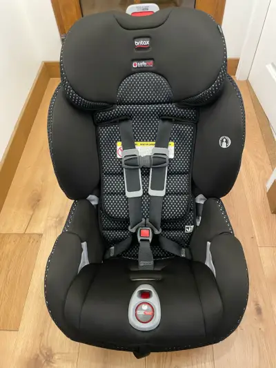 Silla de auto Britax negra - miniatura 1