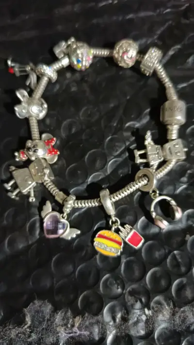 Pulsera Pandora de plata con 11 charms - miniatura 4
