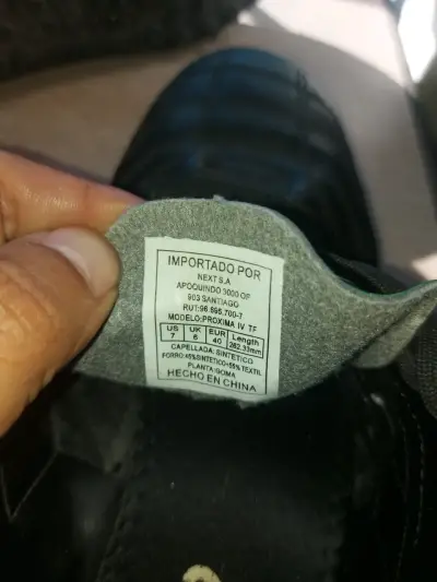 Zapatos deportivos negros y verdes - miniatura 3