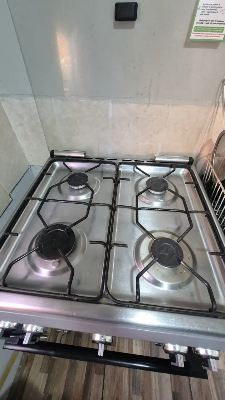 Cocina a gas Bosch Pro423 - 3