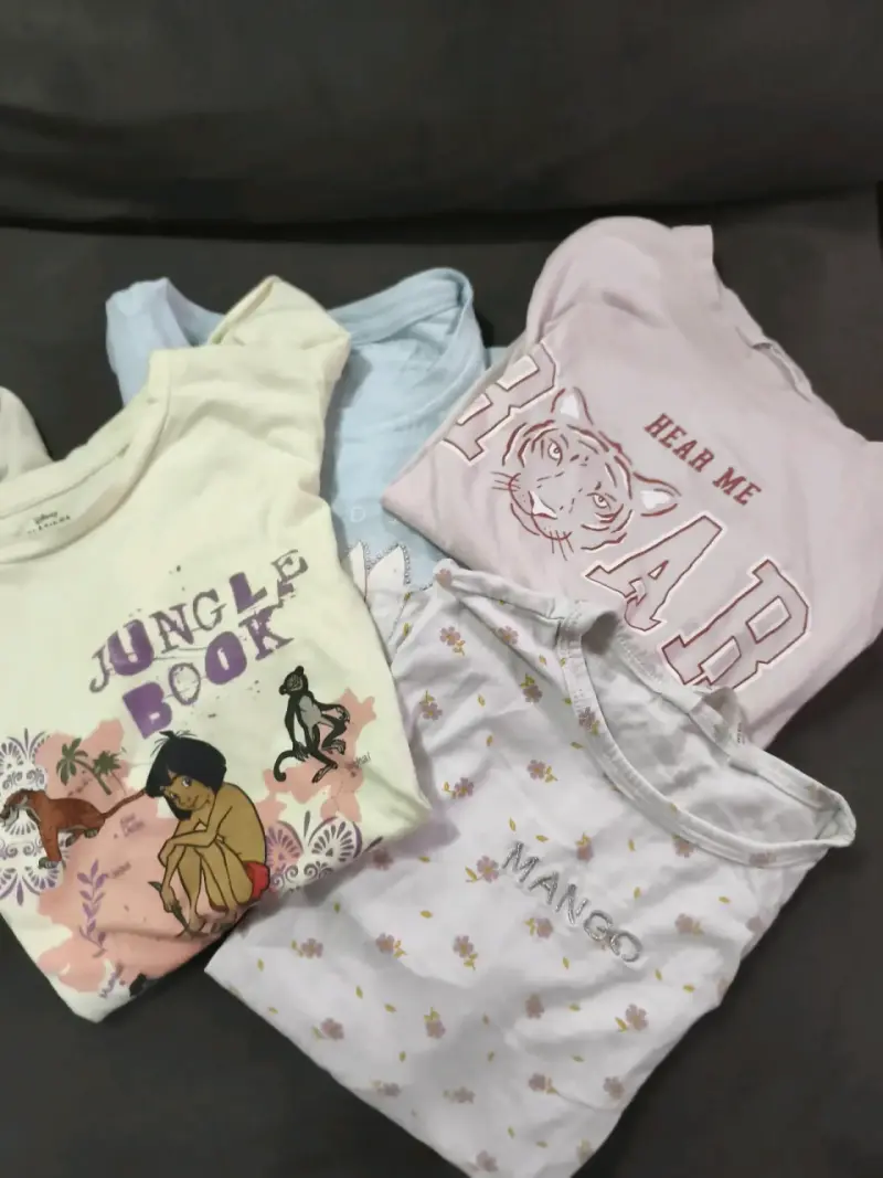 Lote de poleras con estampados talla 10 - 3