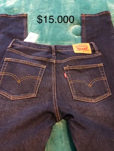 Conjunto jean Lee y Levi's - miniatura 2