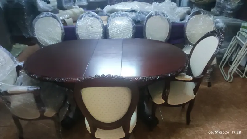 Juego de comedor madera y sillas - 5