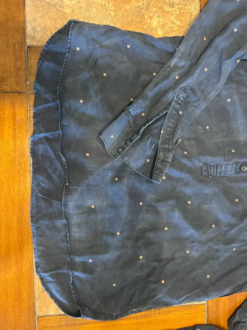Camisa levi's azul con puntos - 3