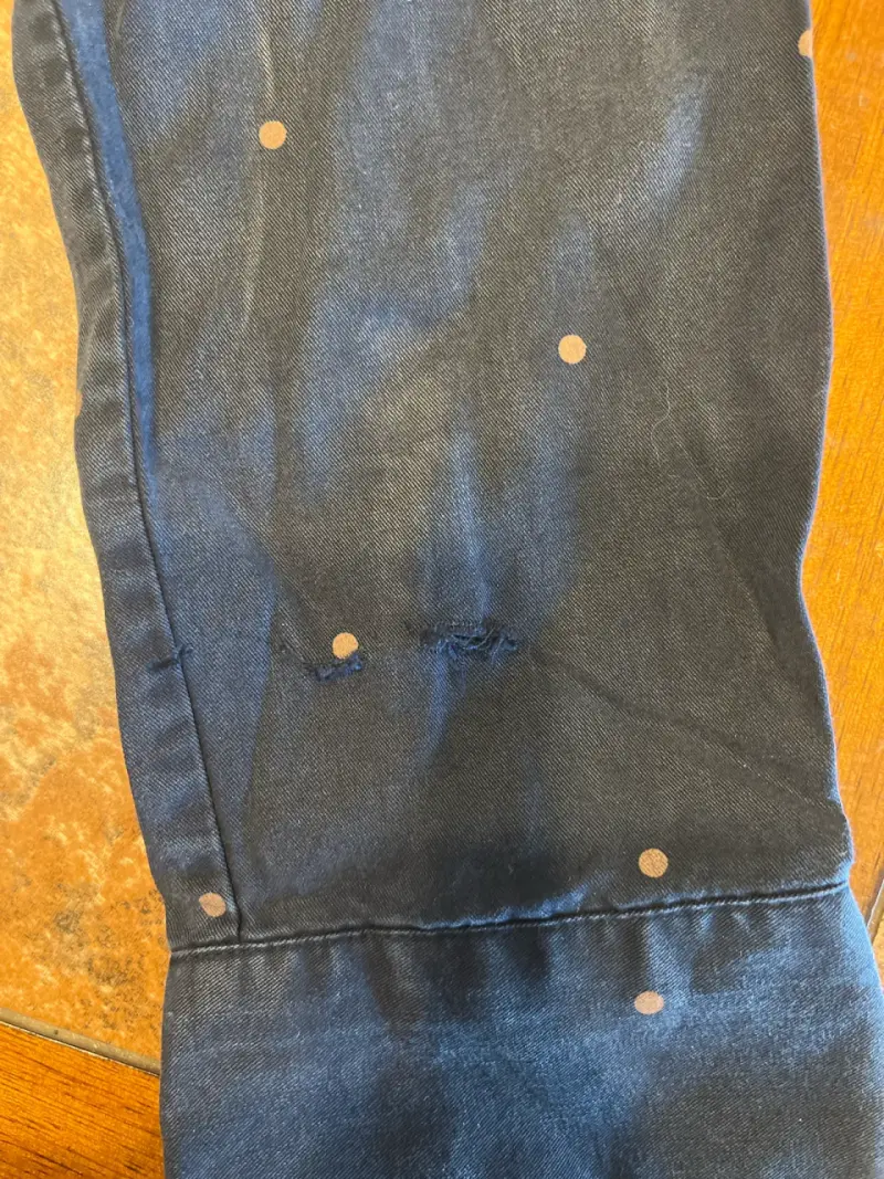 Camisa levi's azul con puntos - 4