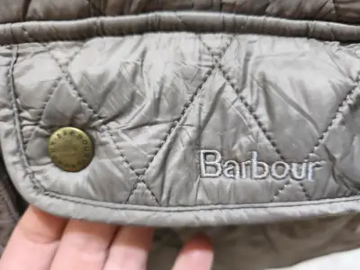 Chaqueta sin mangas acolchado gris - miniatura 2