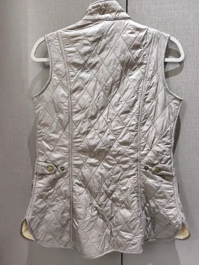 Chaqueta sin mangas acolchado gris - miniatura 5