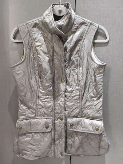 Chaqueta sin mangas acolchado gris - miniatura 7