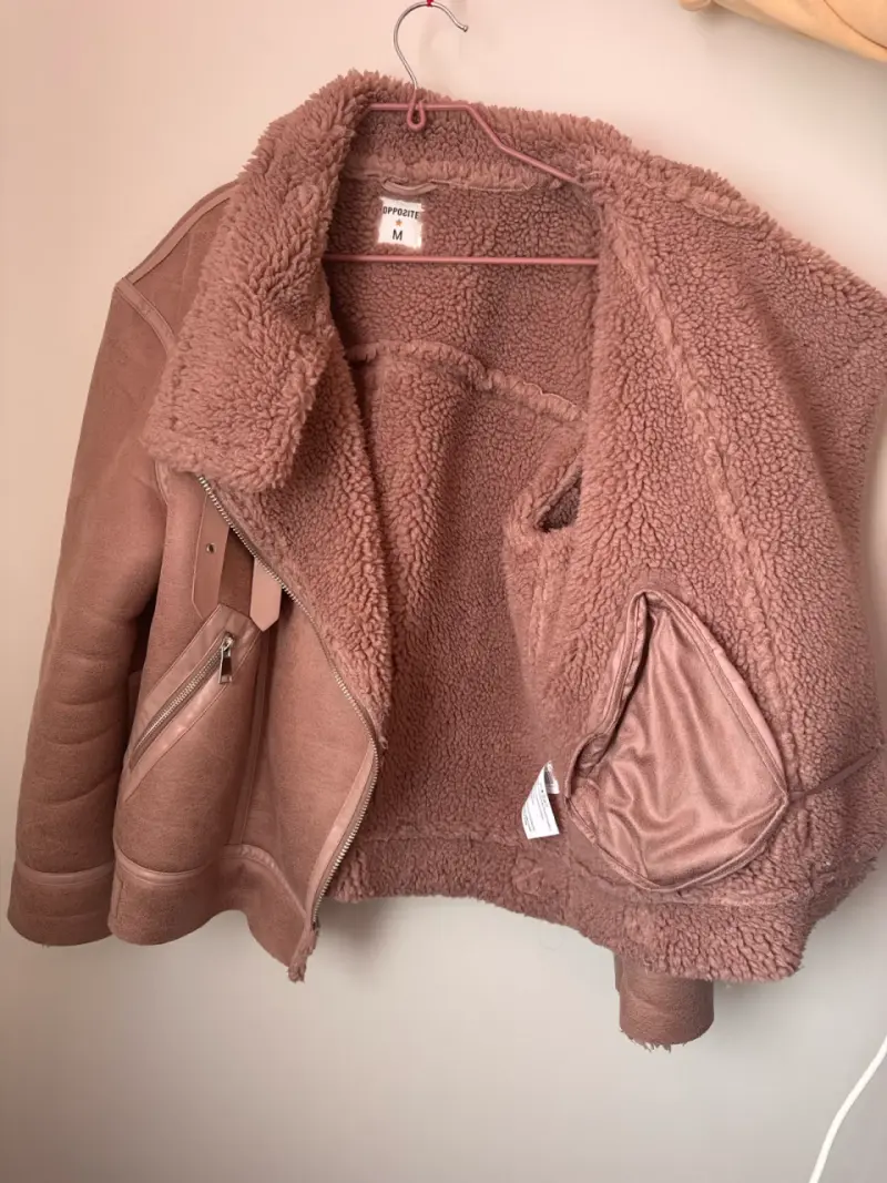 Chaqueta biker rosa con borrego - 3
