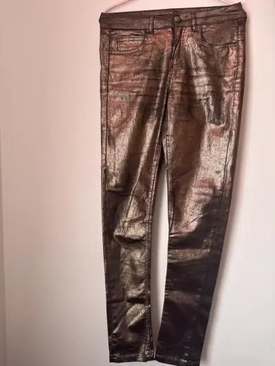 Pantalones metálicos brillantes - miniatura 1