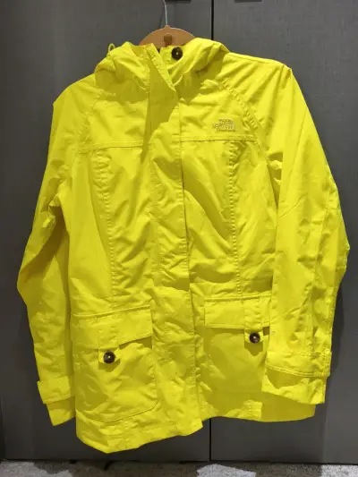 Chaqueta impermeable amarilla mujer The North Face - miniatura 1