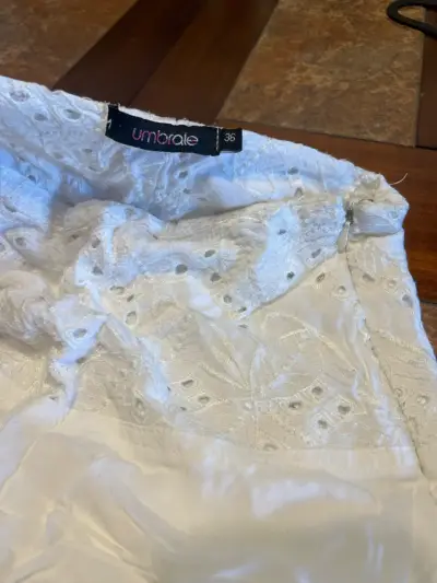 Pantalones blancos bordados umbrale - miniatura 2