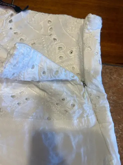 Pantalones blancos bordados umbrale - miniatura 3