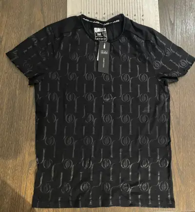 Polera Negra JJO talla M - miniatura 1