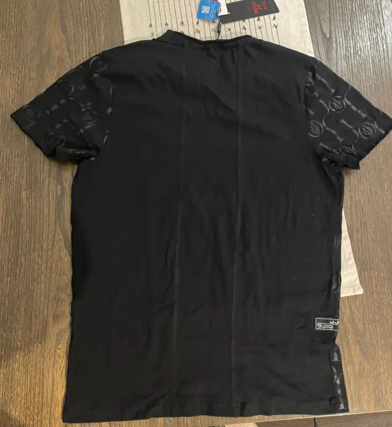 Polera Negra JJO talla M - 2