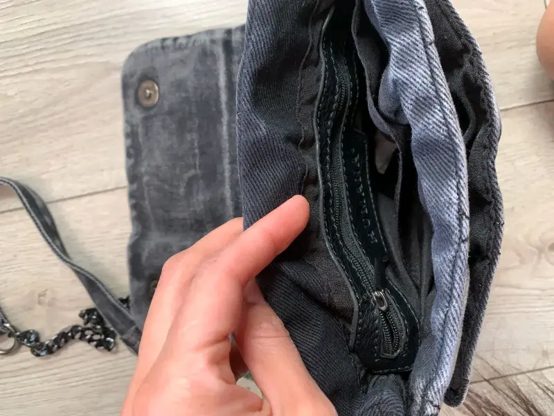 Cartera bandolera humana - 5