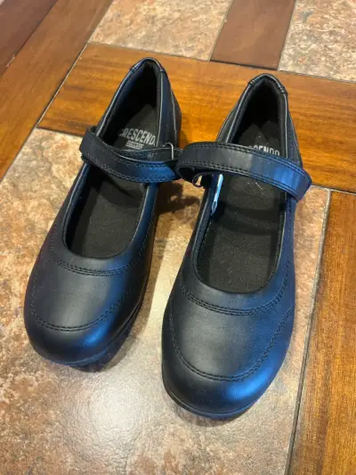 Zapatos escolares negros Crescendo - miniatura 1