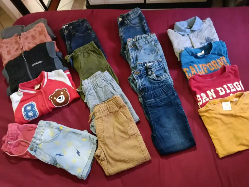 Lote de ropa infantil variada
