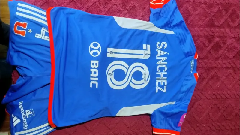 Camiseta original fútbol femenino U de Chile - 2