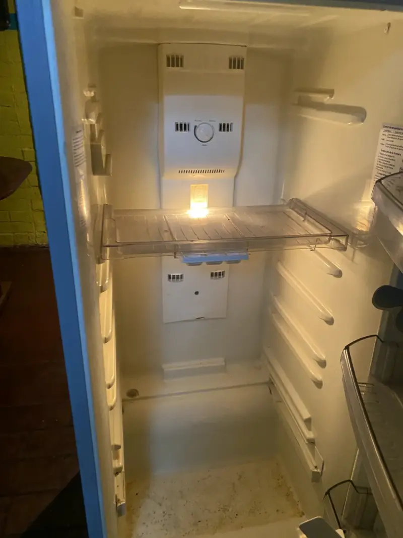 Refrigerador pequeño usado - 3