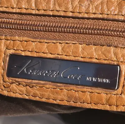 Cartera marrón Kenneth Cole - miniatura 2