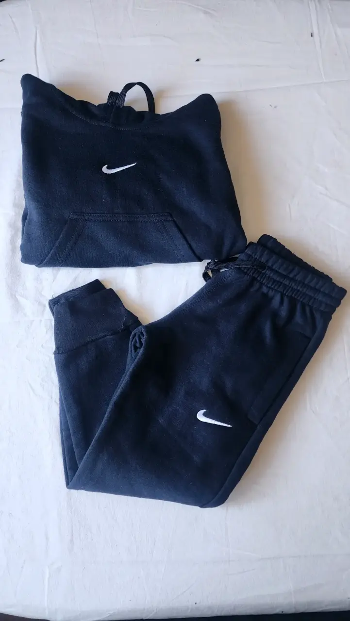 Conjunto Niño deportivo