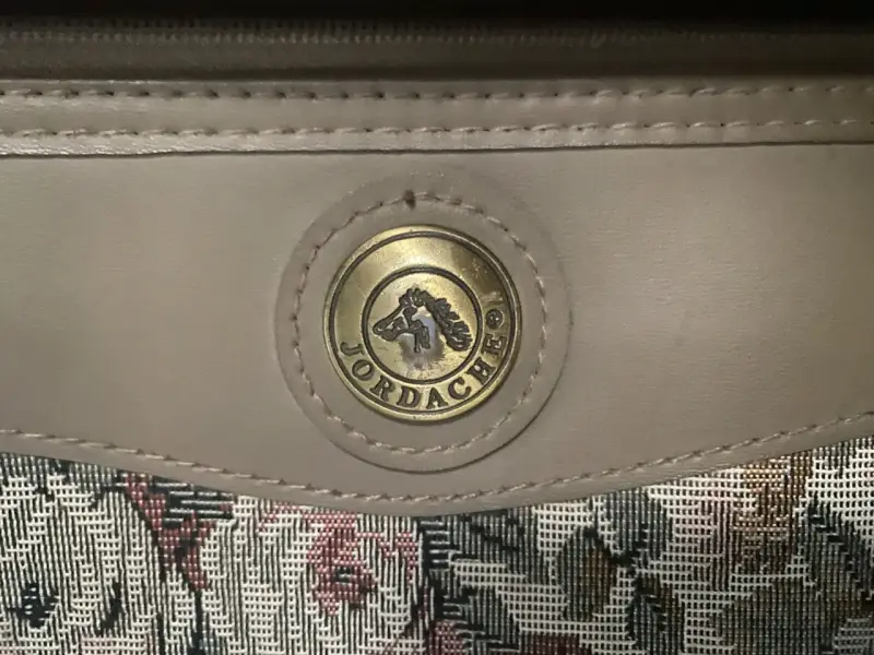 De coleccion año 1980 Bolso Jordache floral beige