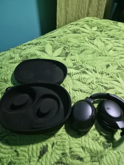 Auriculares JBL tour one m2 - miniatura 1