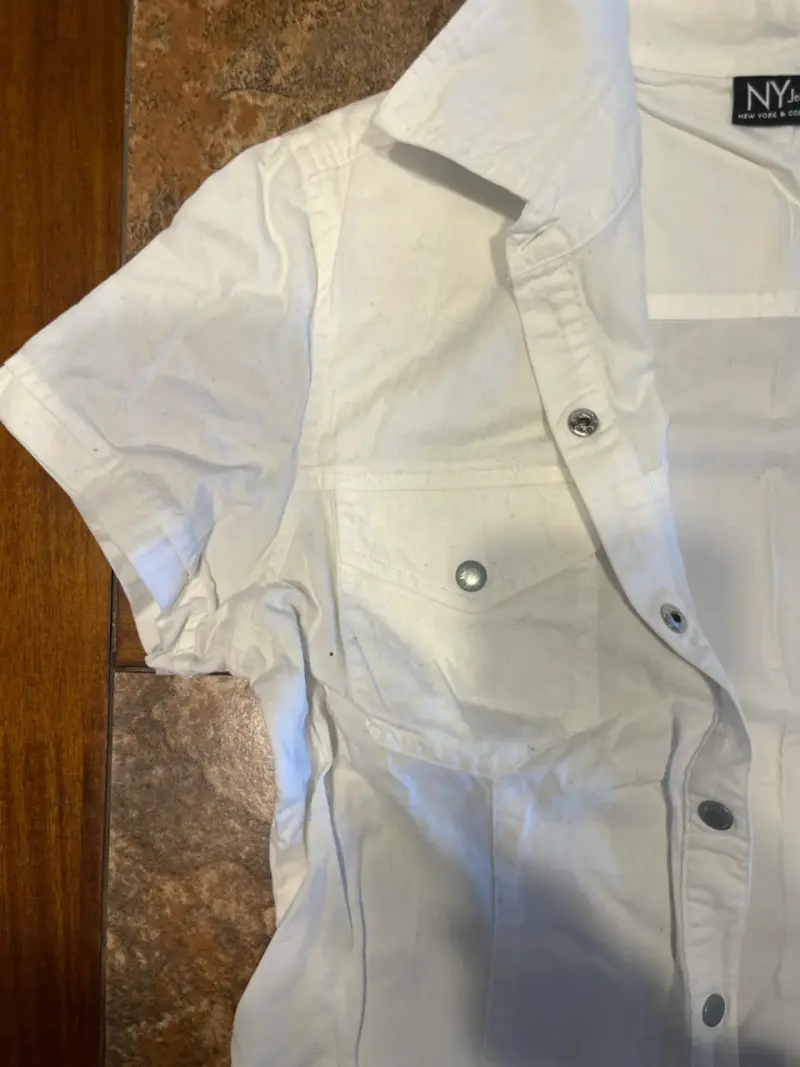 Blusa blanca de manga corta - 3