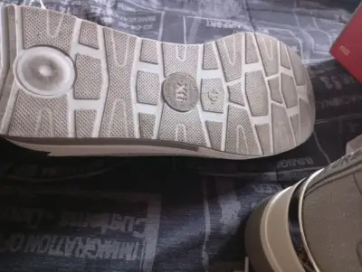 Zapatillas deportivas grises - miniatura 2