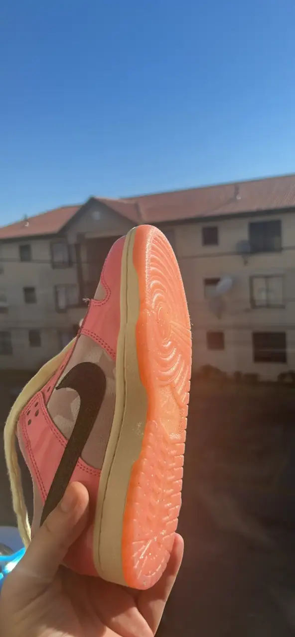 Zapatilla deportiva rosada - 2