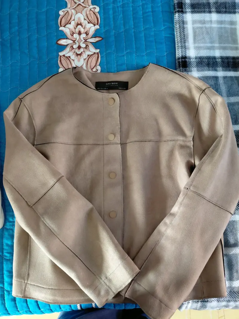 Chaqueta beige elegante