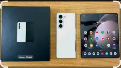 Galaxy Z Fold 5 Celeste - miniatura 1
