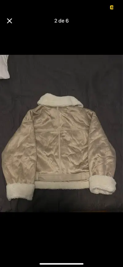 Chaqueta acolchada beige con corderito - miniatura 2