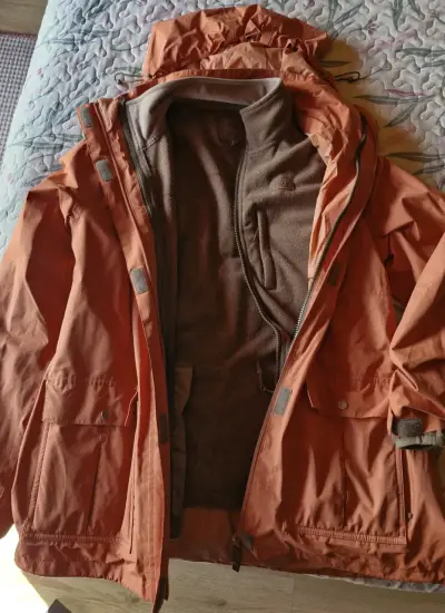 Chaqueta impermeable naranja - miniatura 3