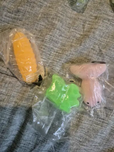 Set de juguetes antiestrés con forma de frutas - miniatura 2