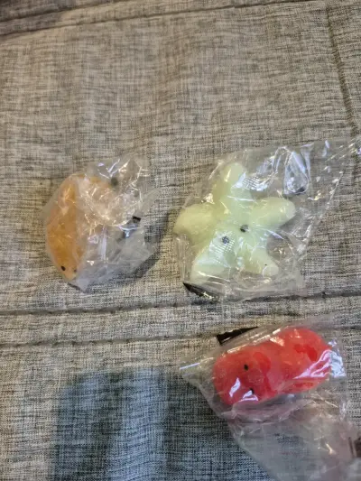 Set de juguetes antiestrés con forma de frutas - miniatura 4