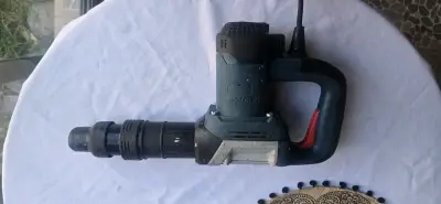Martillo demoledor Bosch usado - miniatura 1