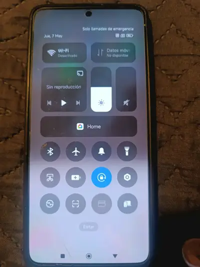 Smartphone Xiaomi  13 pro con pantalla grande - miniatura 1