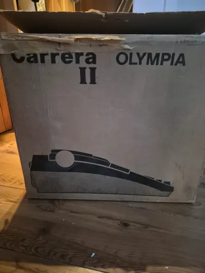 Máquina de escribir Olympia Carrera II - miniatura 4
