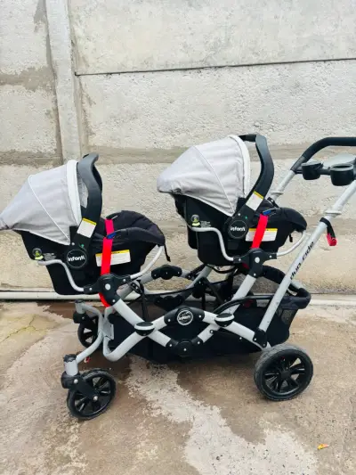 Coche doble para bebés - miniatura 1