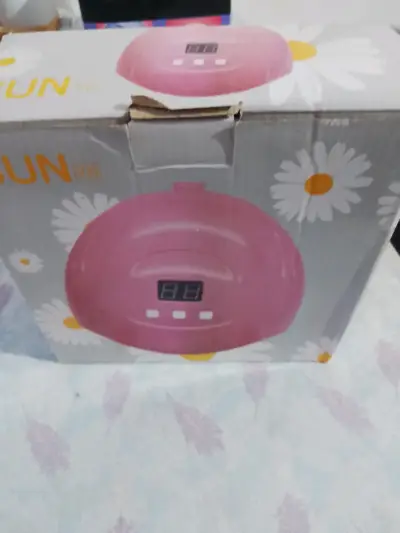 Lámpara led para uñas - miniatura 1