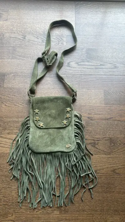 Cartera de reno  verde con flecos - miniatura 1