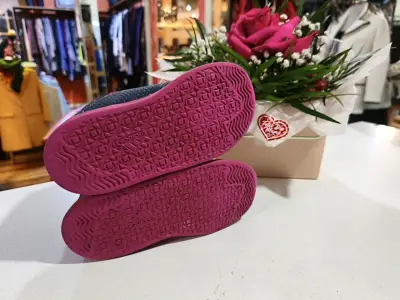 Zapatillas deportivas azul y rosa - miniatura 2